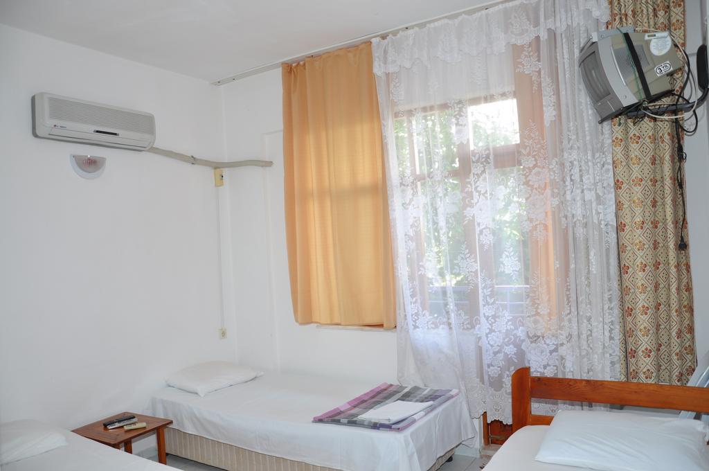 Keramos Pansiyon Finike Room photo