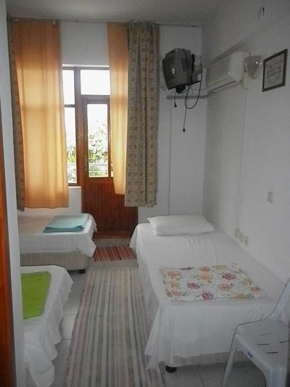 Keramos Pansiyon Finike Exterior photo