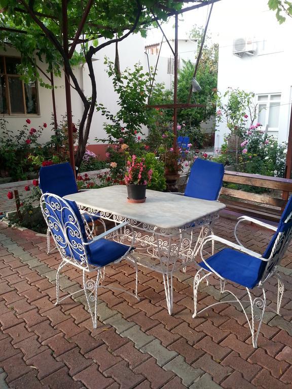 Keramos Pansiyon Finike Exterior photo