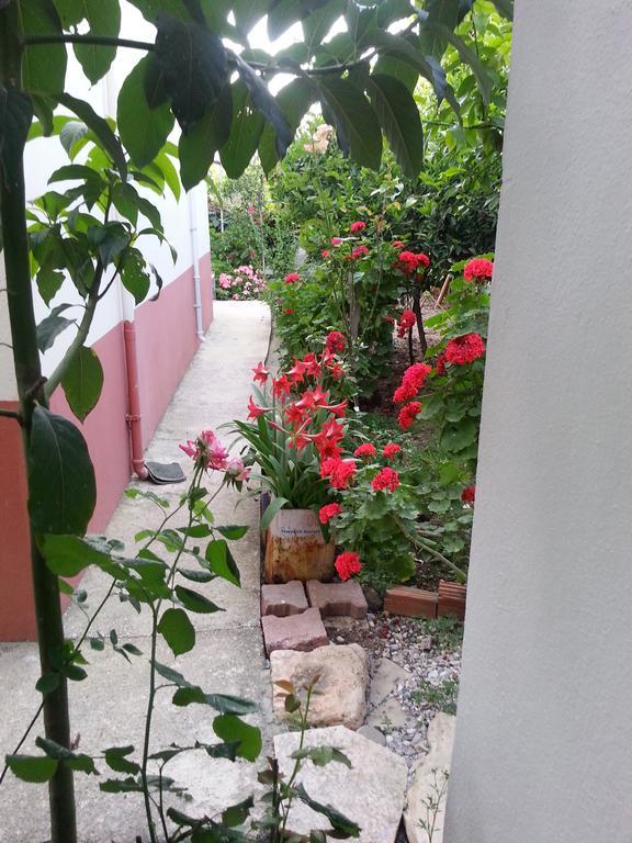 Keramos Pansiyon Finike Exterior photo