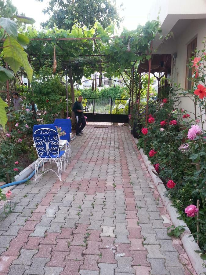 Keramos Pansiyon Finike Exterior photo